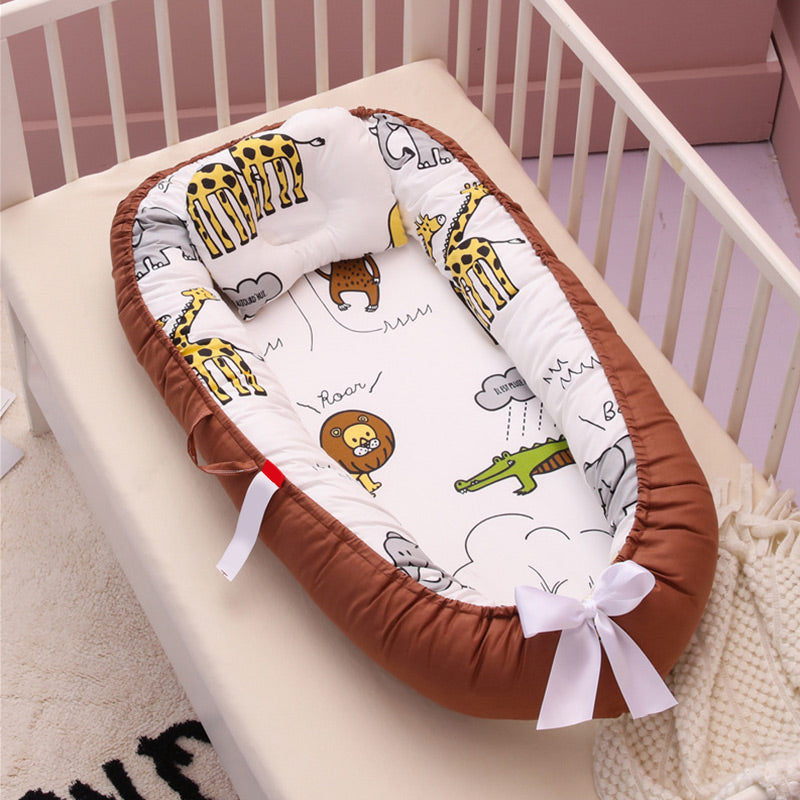 Baby Nest Mini Crib with Lions and Alligators and Giraffes