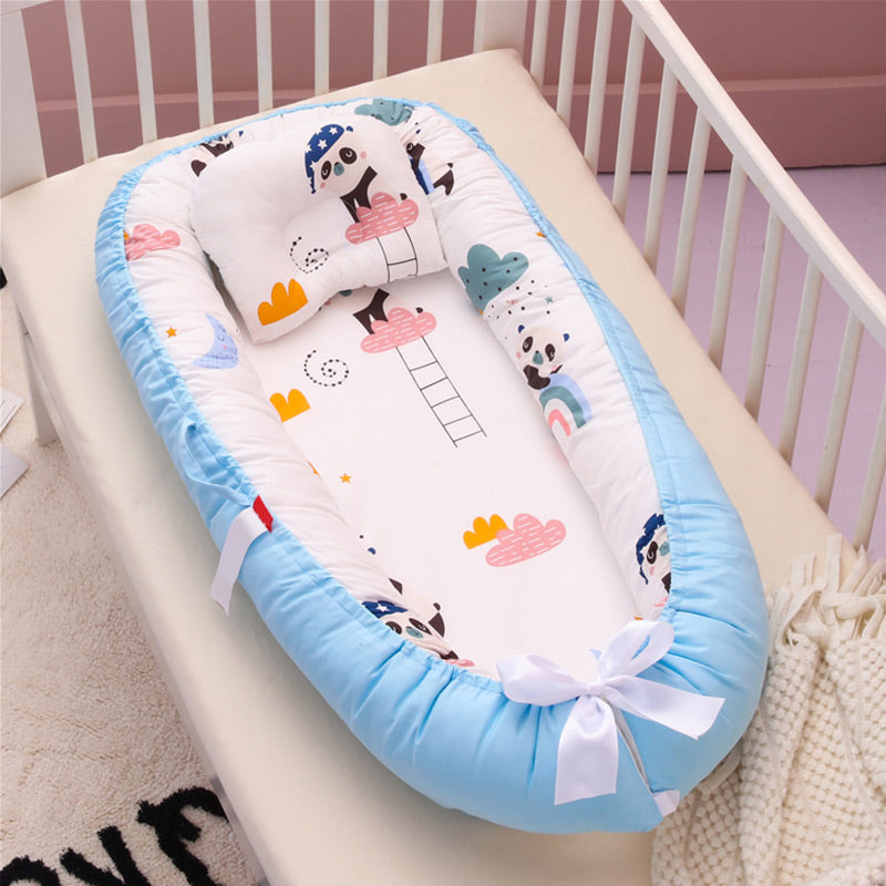 Baby Nest Mini Crib with Ladders and Clouds